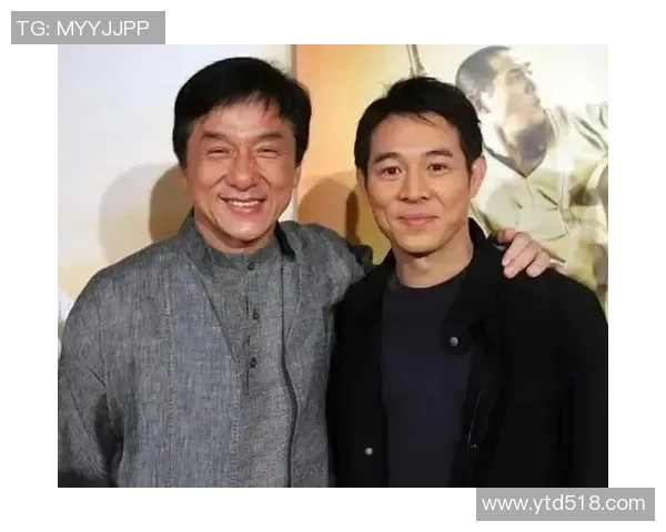 李连杰与足球明星同框合影展现运动精神与友谊的精彩瞬间