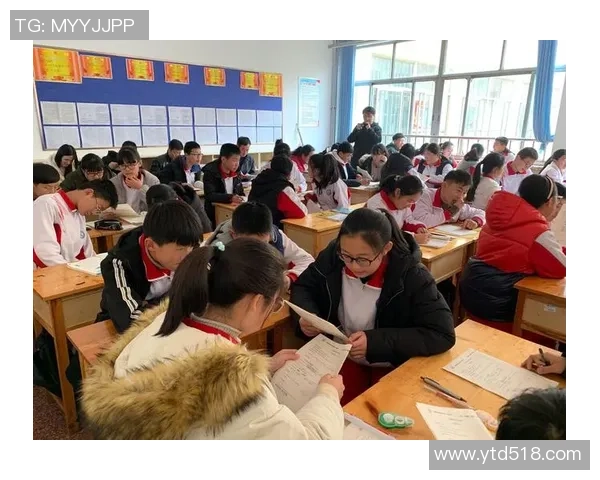 足球温小明的成长之路与梦想追逐的精彩故事